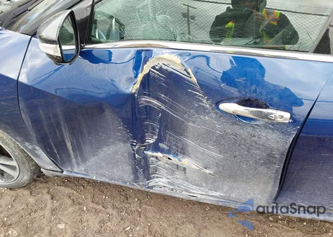 2018 Nissan Maxima 3.5 Platinum z USA, uszkodzony, nr VIN 1N4AA6AP8JC365726